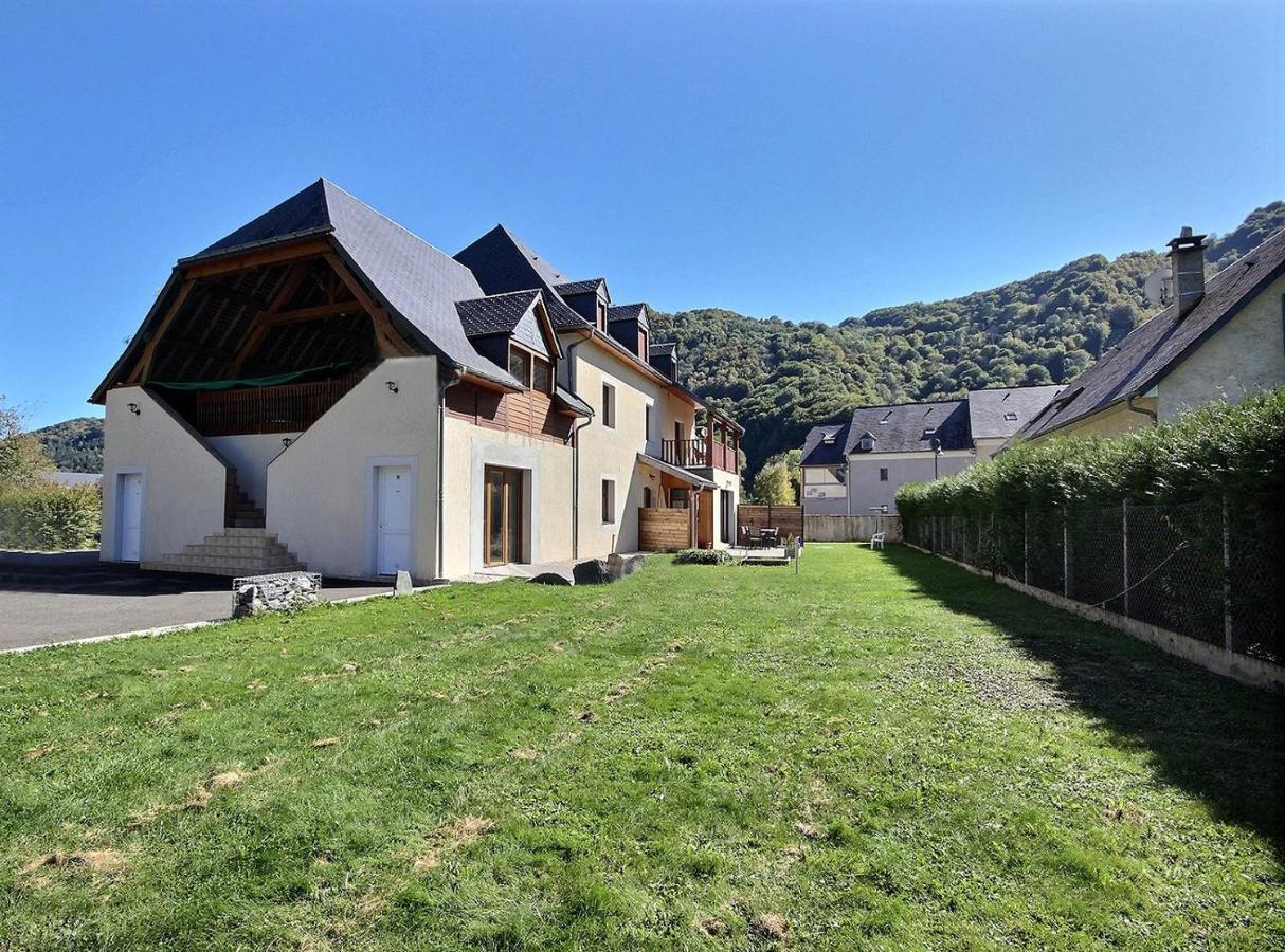 Gîtes et gîte d'étape Estives D'Arrens Esterno foto